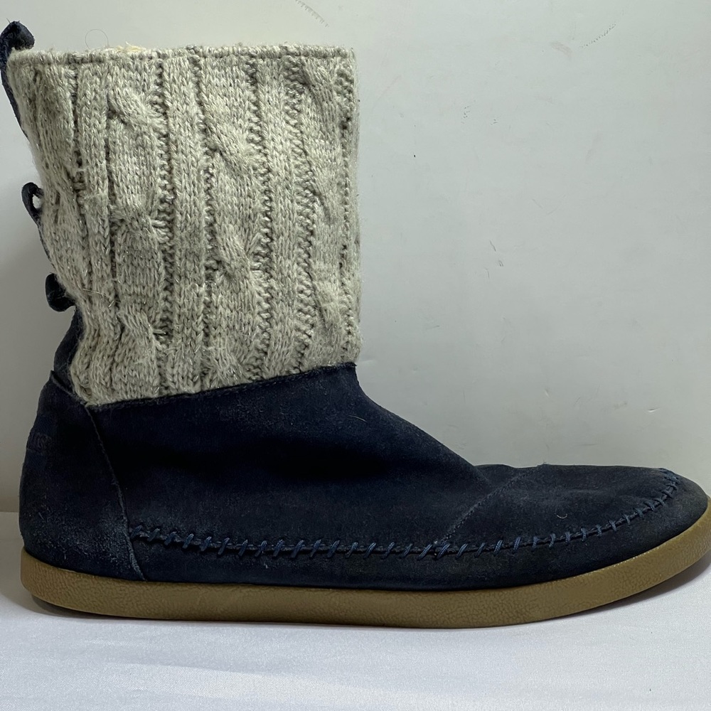 Toms Navy Blue Suede Sweater Boots Booties 11